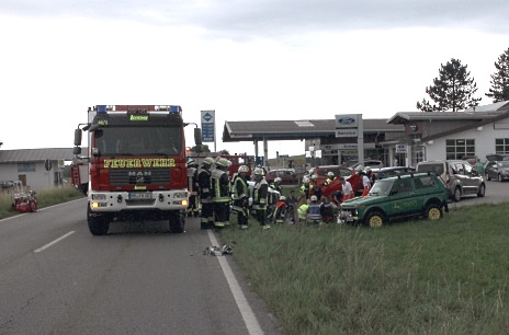 Verkehrsunfall B 318 Reitham